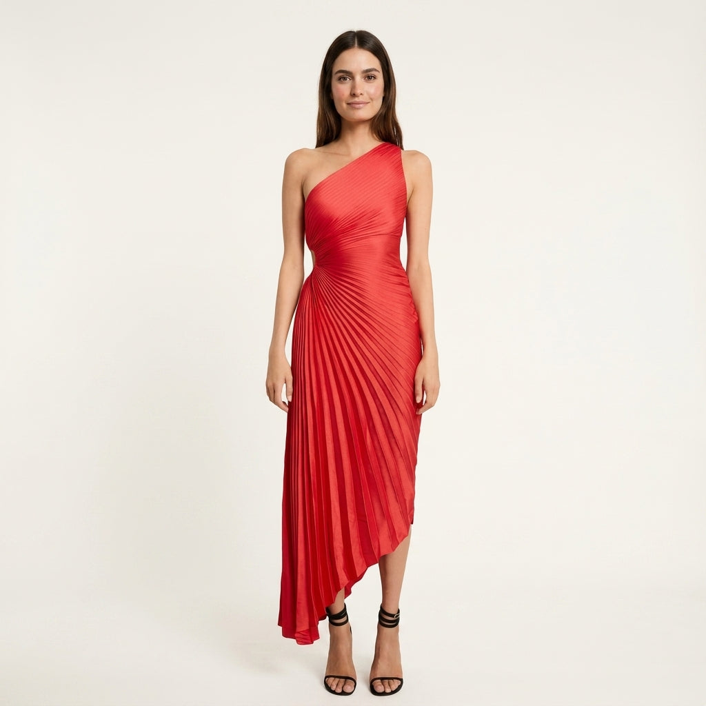 Vestido con hombro descubierto y recorte